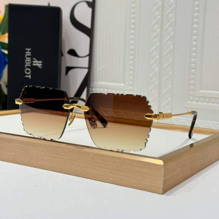 Picture of Hublot Sunglasses _SKUfw71164334fw